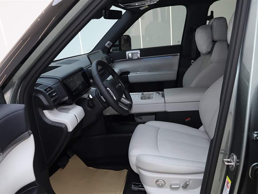 FangChengBao Tiger 7 2025 #18 FangChengBao Tiger 7 2025 car image #18