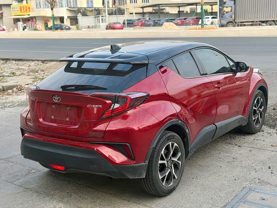 Toyota C-HR 2020 immagine di auto #18