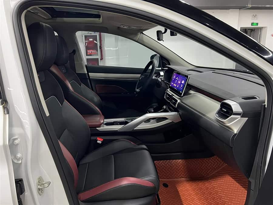 GEELY Coolray 2021 #18 GEELY Coolray 2021 car image #18