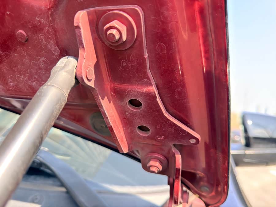 BMW X6 2012 car image #18