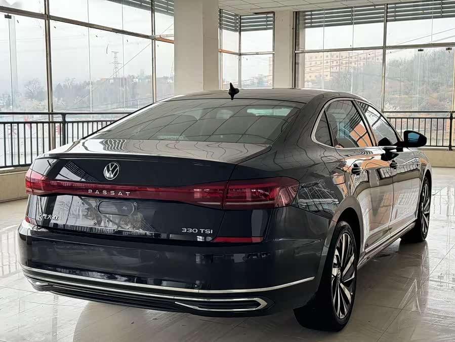 Volkswagen Passat 2021 immagine di auto #18