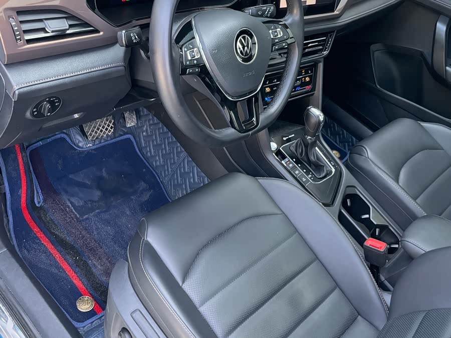 Volkswagen Tharu 2022 car image #18