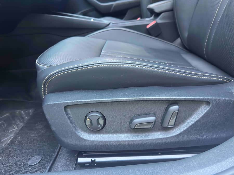 Skoda Octavia 2021 #18 Skoda Octavia 2021 car image #18