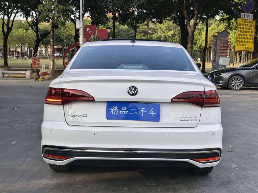 Volkswagen Bora 2024 imagem de carro #18