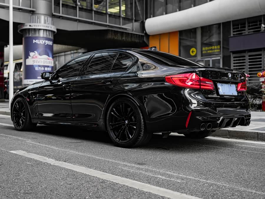 BMW M5 2018 #18 BMW M5 2018 car image #18
