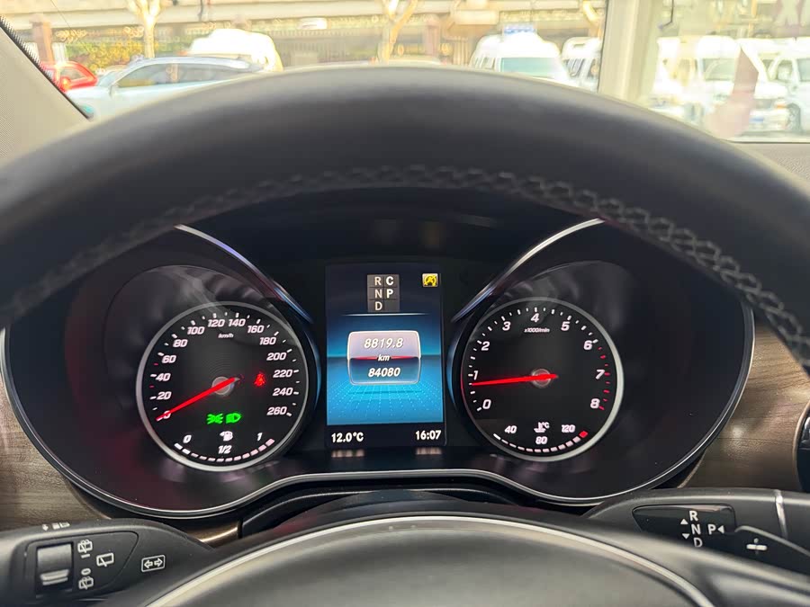 Mercedes-Benz V Class 2022 car image #18