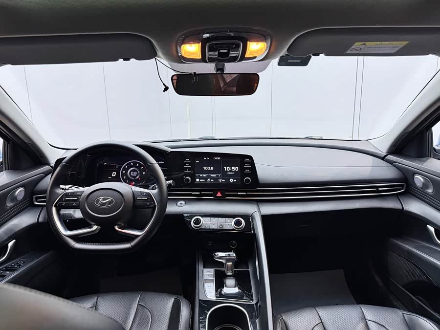 Hyundai Elantra 2021 #18 Hyundai Elantra 2021 car image #18