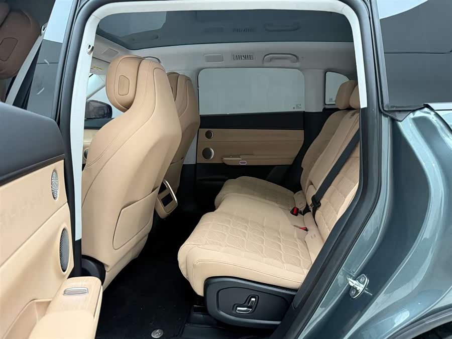 Exceed Stellar Era ET 2025 car image #18