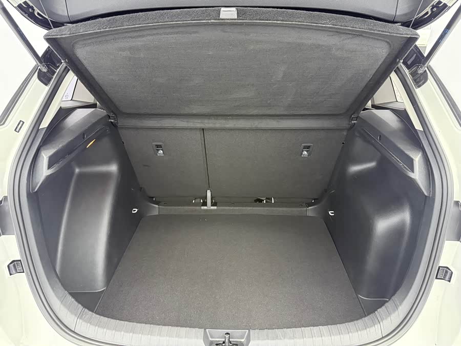 Skoda Kamiq 2022 imagem de carro #18