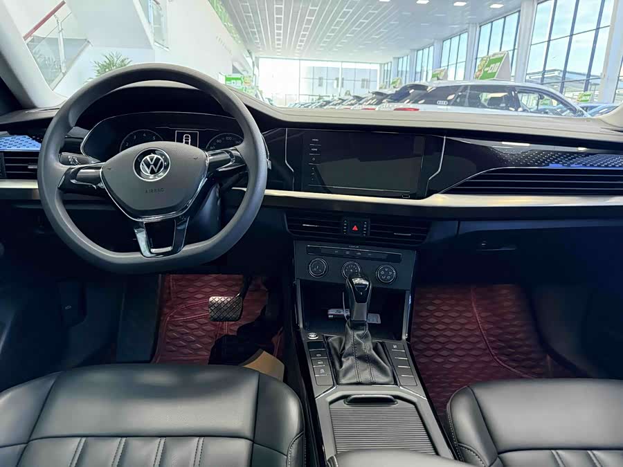 Volkswagen Passat 2021 car image #18