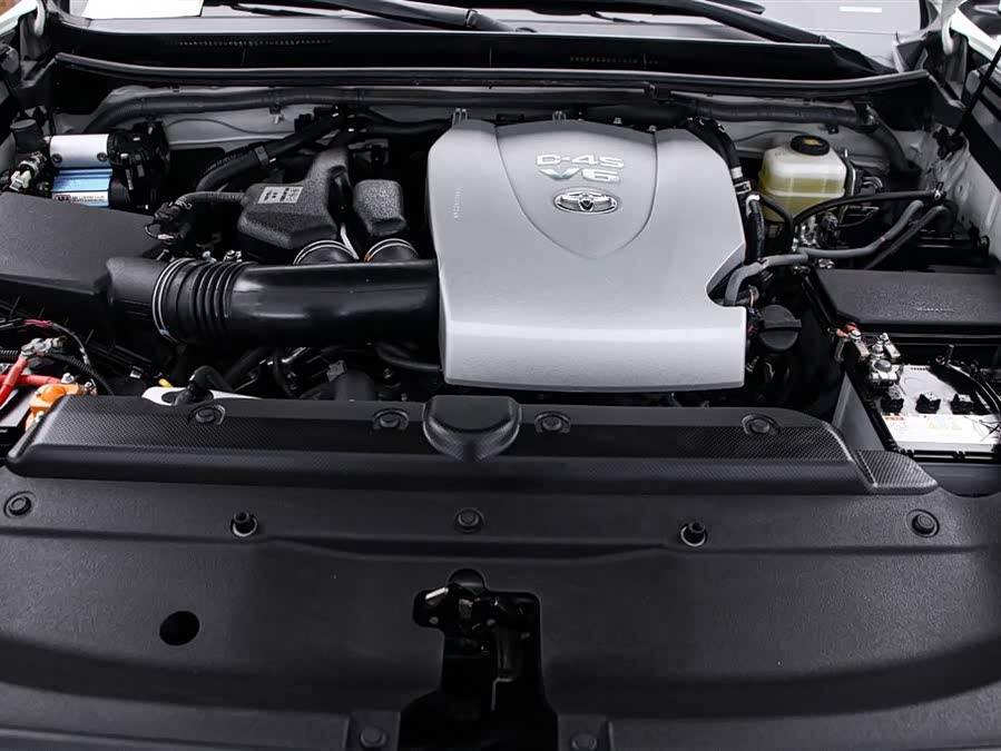 Toyota Land Cruiser Prado 2020 car image #18