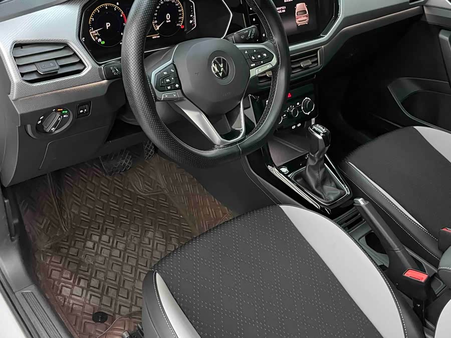 Volkswagen Tacqua 2022 car image #18