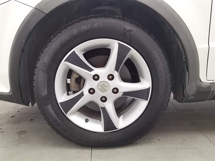 铃木 天语 SX4 2012 汽车图片 #18