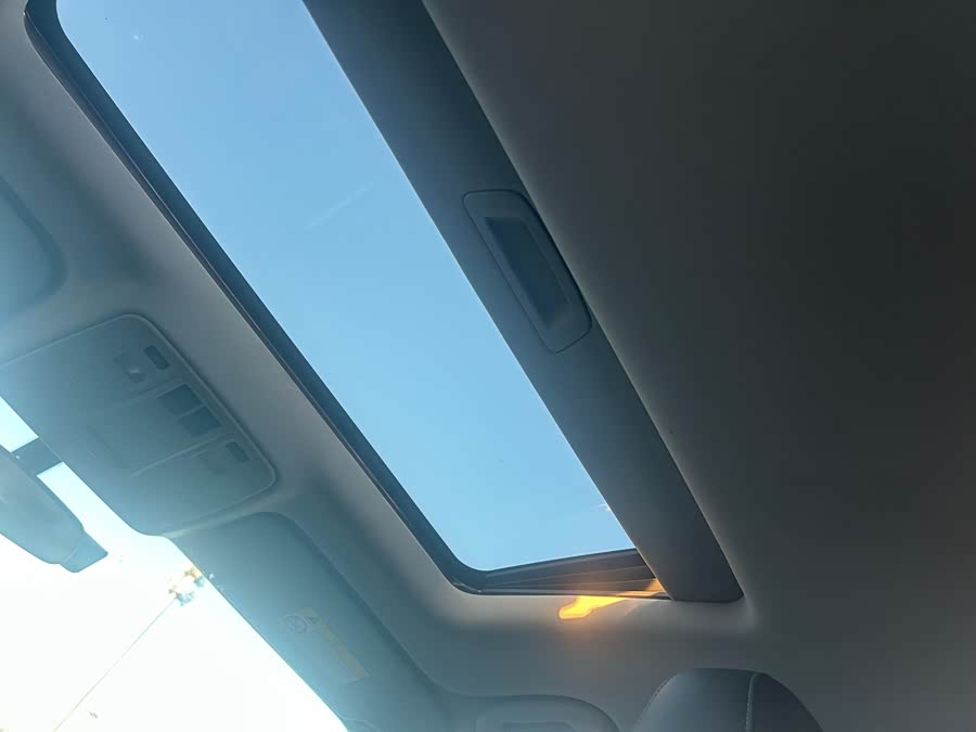 Chevrolet Malibu 2018 immagine di auto #18