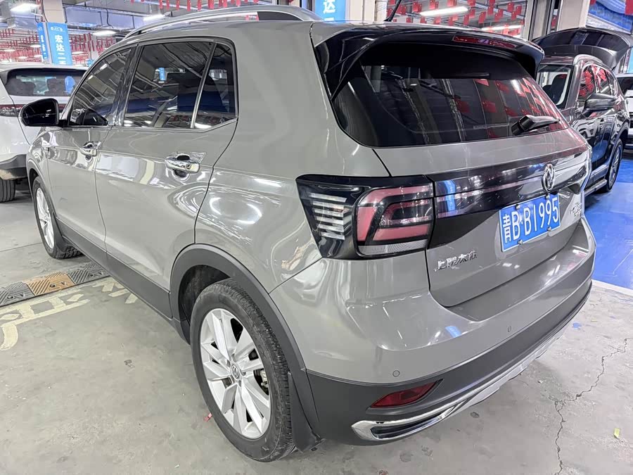Volkswagen T-Cross 2019 car image #18