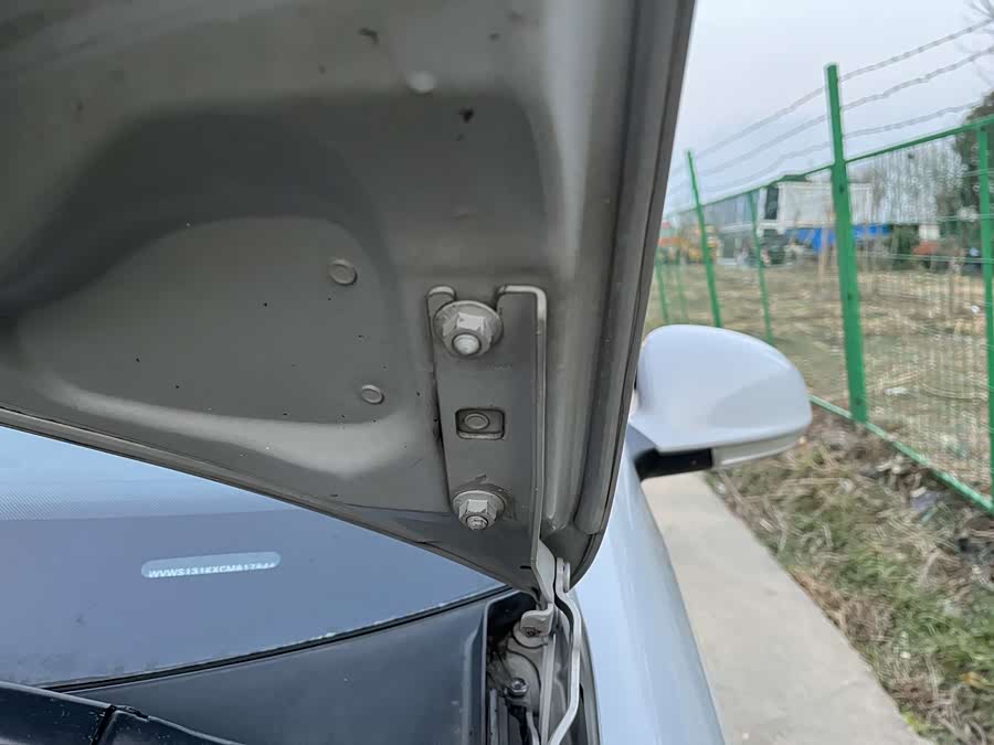 Volkswagen Golf (Imported) 2011 immagine di auto #18