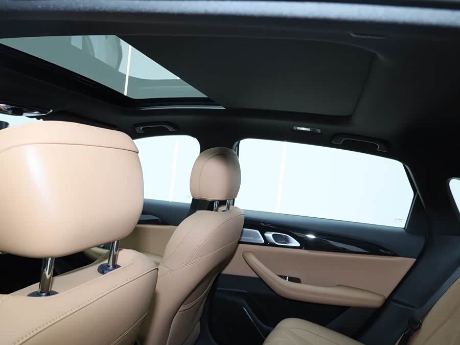 GEELY 2025 immagine di auto #18