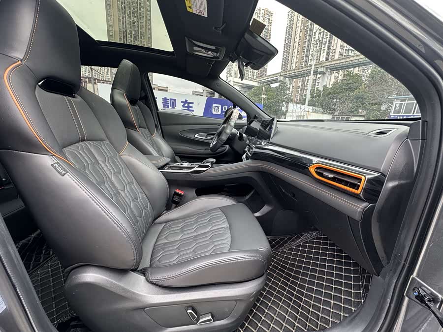 Changan UNI-T 2022 car image #18