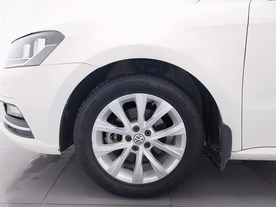Volkswagen Lavida 2016 car image #18
