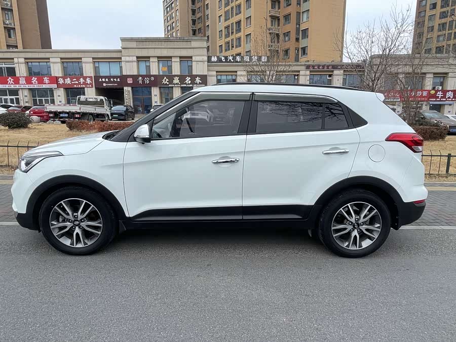 Hyundai ix25 2019 #18 Hyundai ix25 2019 car image #18