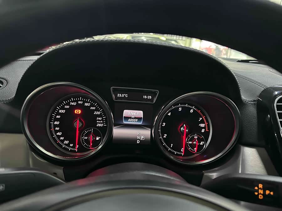 Mercedes-Benz GLE Coupe 2018 #18 Mercedes-Benz GLE Coupe 2018 صورة سيارة #18