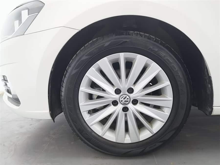 Volkswagen Lavida 2022 car image #18