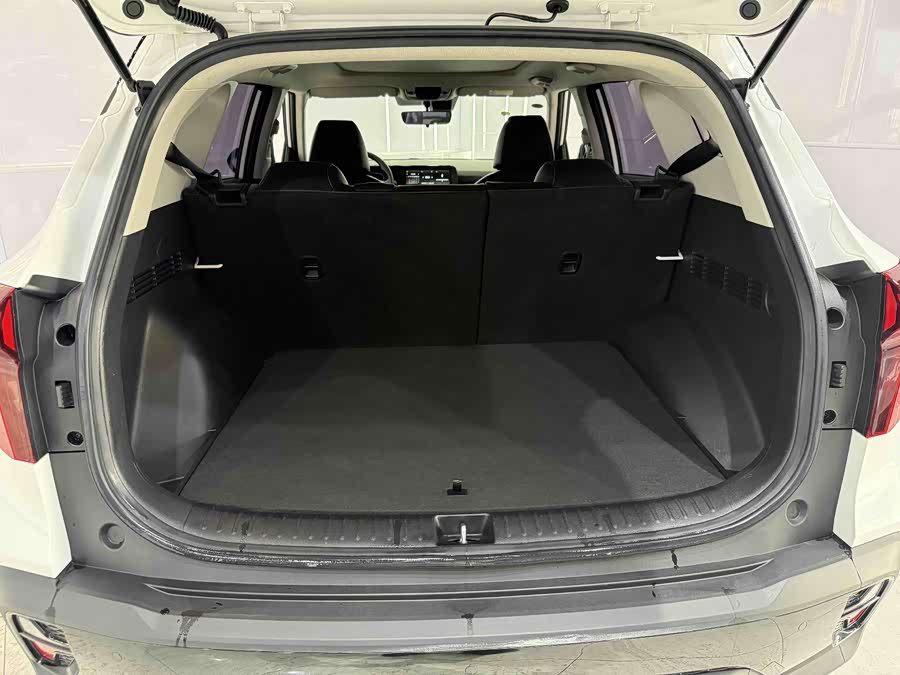 Kia Seltos 2023 imagen de coche #18