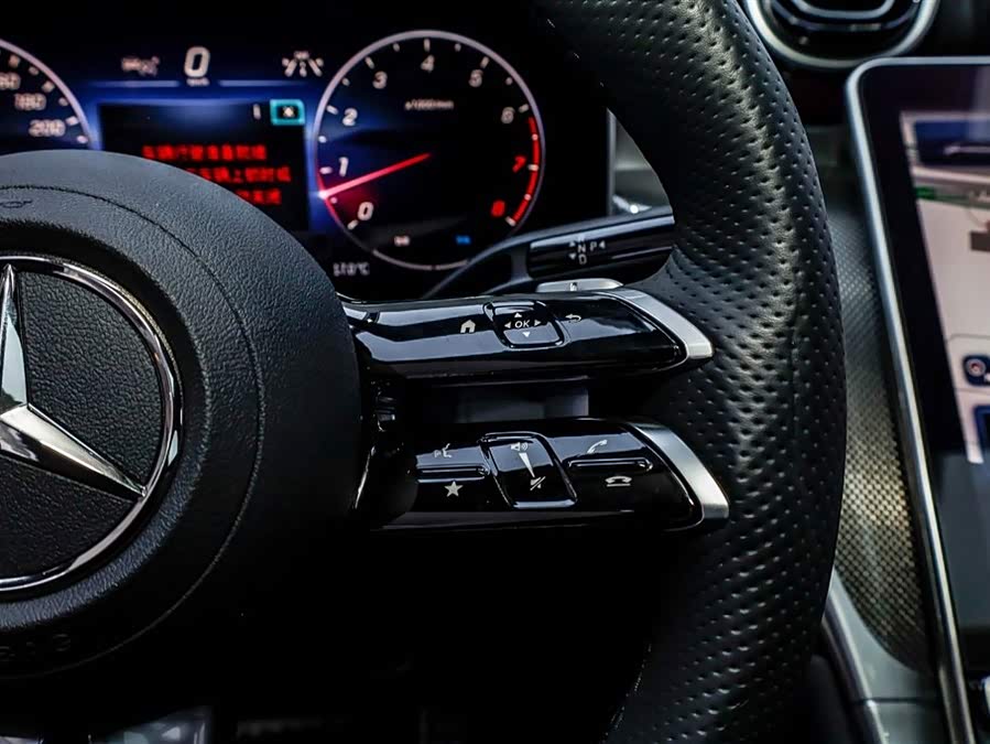 Mercedes-Benz GLC Coupe 2025 car image #18