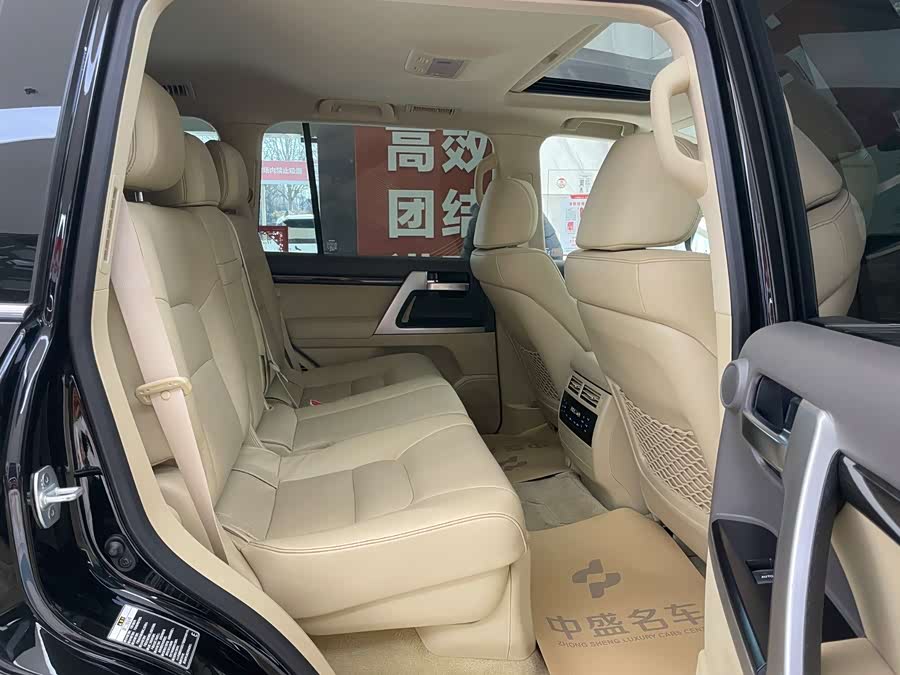 Toyota Land Cruiser 2016 car image #18