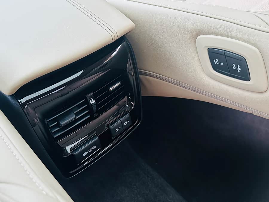 Toyota Avalon 2022 #18 Toyota Avalon 2022 car image #18