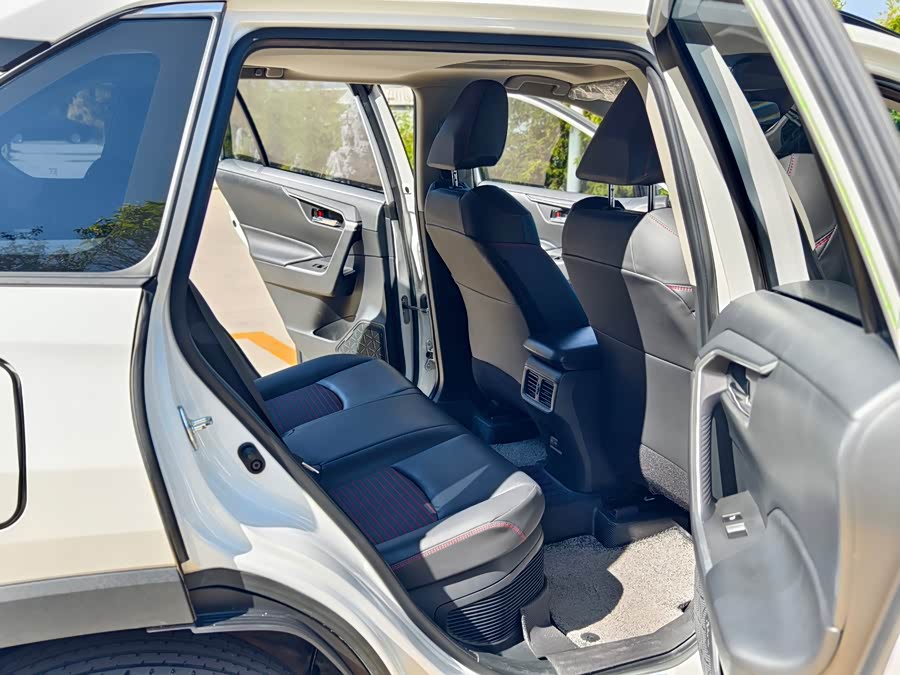 Toyota RAV4 Hybird E+ 2022 #18 Toyota RAV4 Hybird E+ 2022 immagine di auto #18