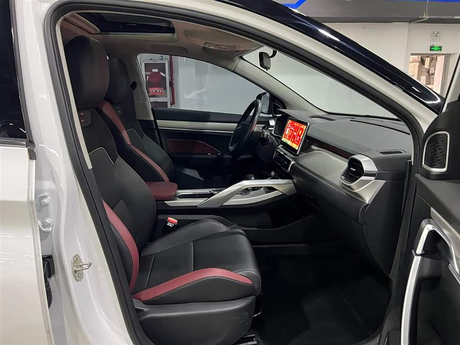 GEELY Coolray 2021 #18 GEELY Coolray 2021 car image #18