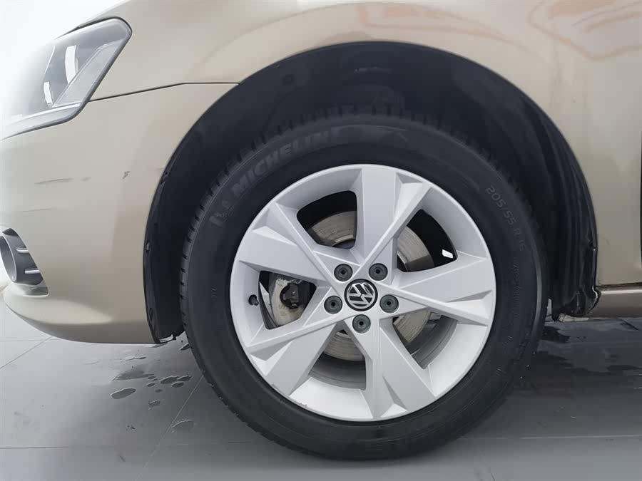 Volkswagen Bora 2013 immagine di auto #18