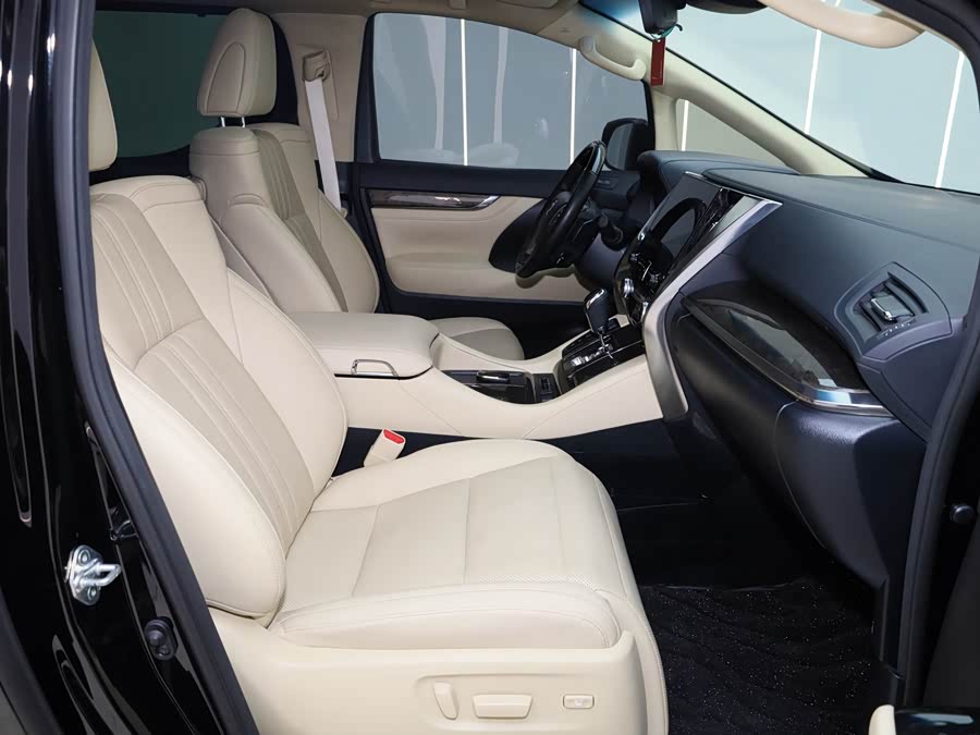 Toyota Vellfire 2022 #18 Toyota Vellfire 2022 صورة سيارة #18