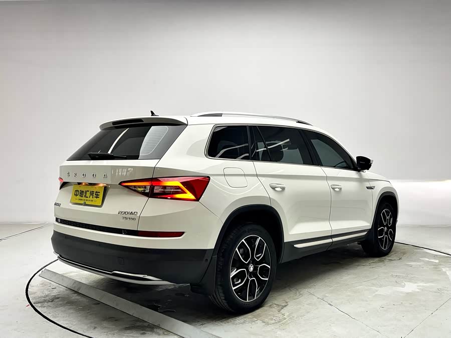 Skoda Kodiaq 2021 immagine di auto #18
