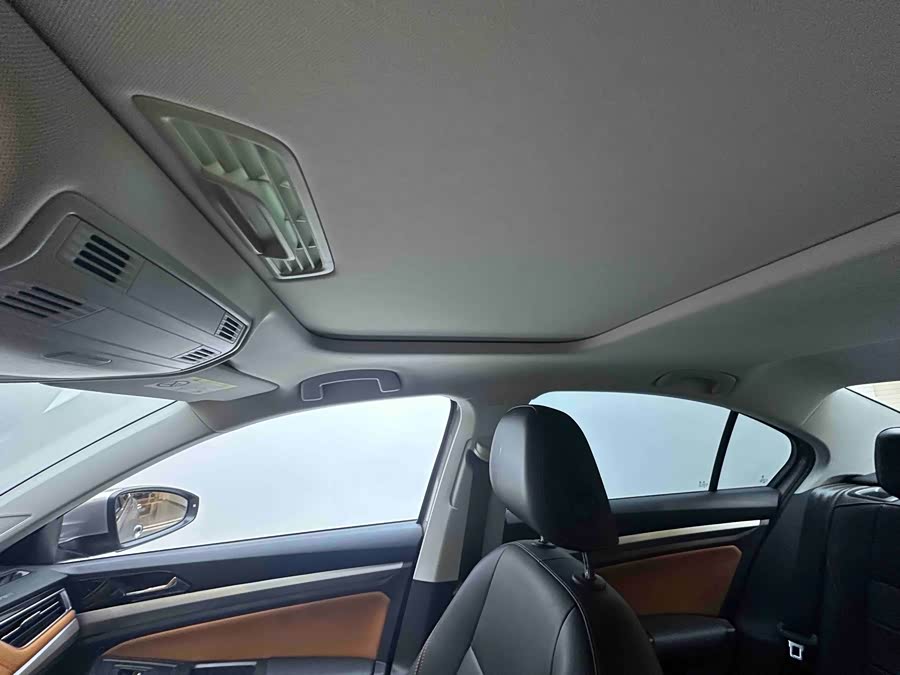 Volkswagen Bora 2023 imagem de carro #18