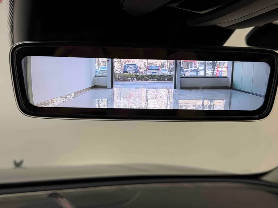 HongQi H9 2022 car image #18