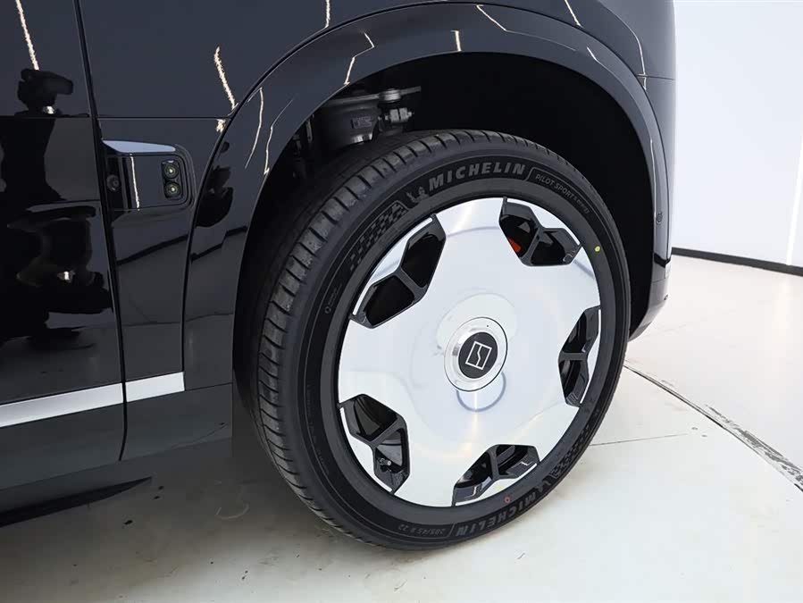 极氪 极氪9X 2026 汽车图片 #18