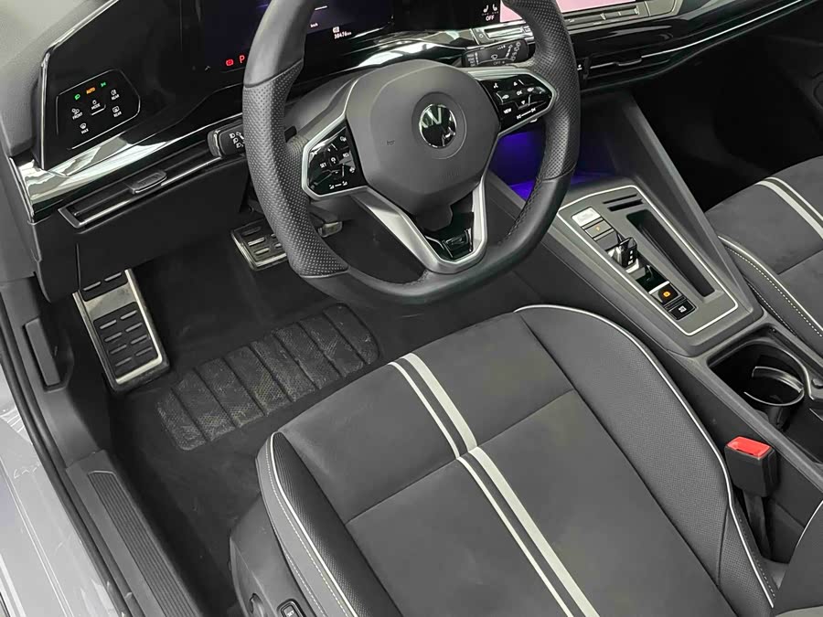Volkswagen Golf 2021 #18 Volkswagen Golf 2021 car image #18