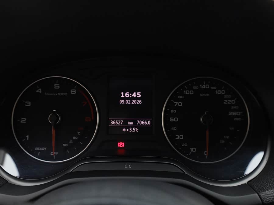 Audi Q2L 2021 car image #18