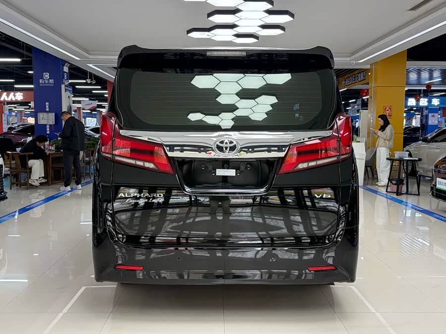 Toyota Alphard 2019 immagine di auto #18