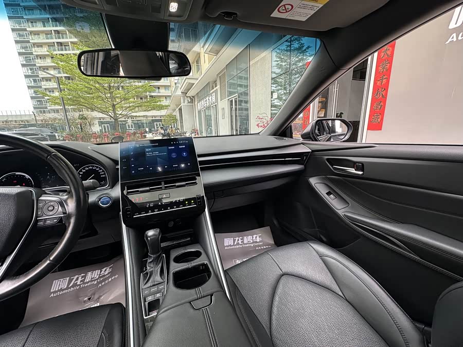 Toyota Avalon 2022 car image #18