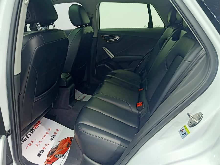 Audi Q2L 2020 imagem de carro #18