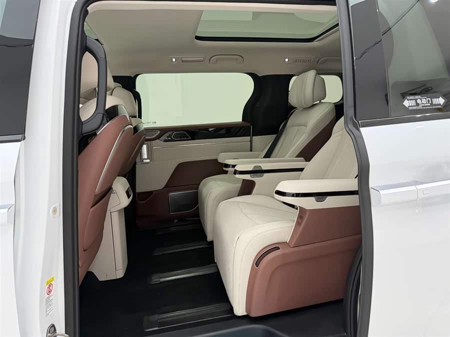 BYD Xia 2024 car image #18