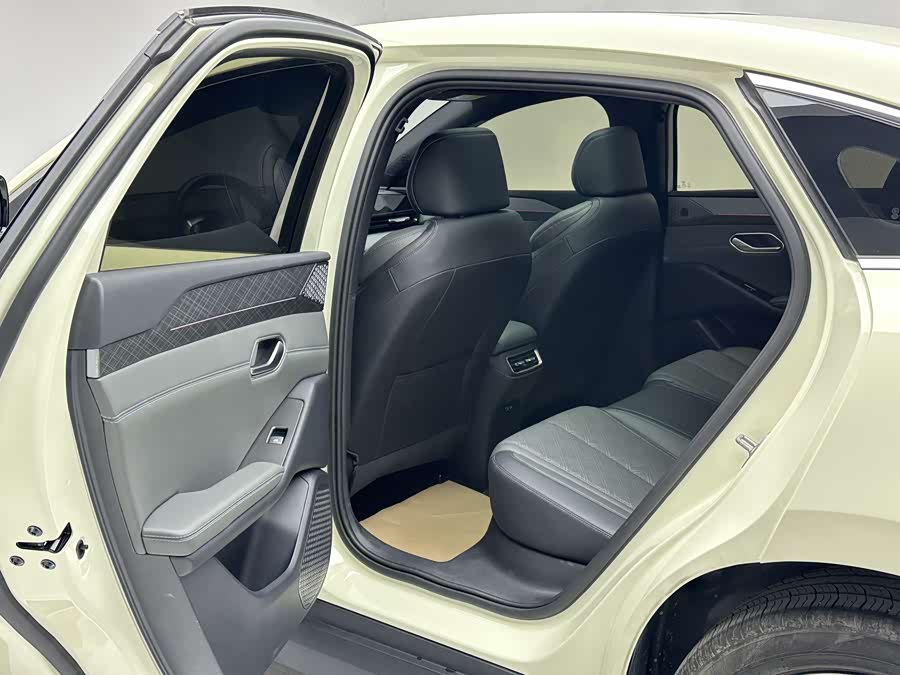 BYD Qin L 2025 car image #18