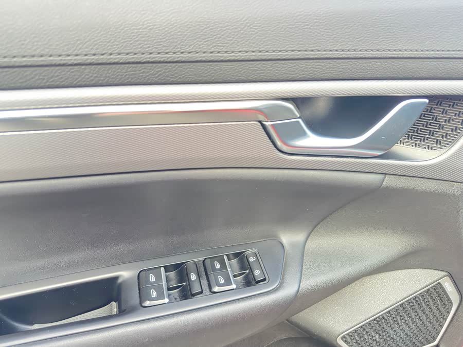 GEELY Emgrand GS 2018 car image #18