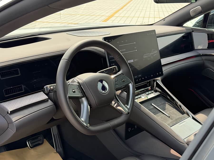 Denza Z9 2024 image de voiture #18