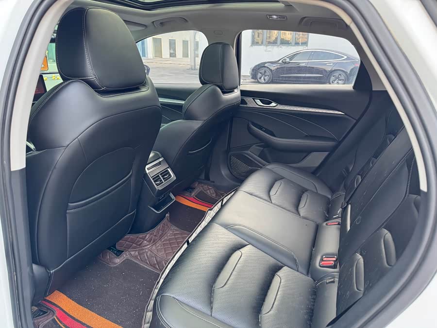 GEELY Preface 2021 image de voiture #18