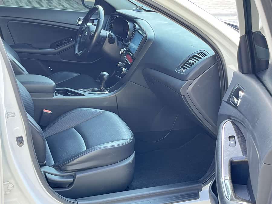 起亚 起亚K5 2015 汽车图片 #18