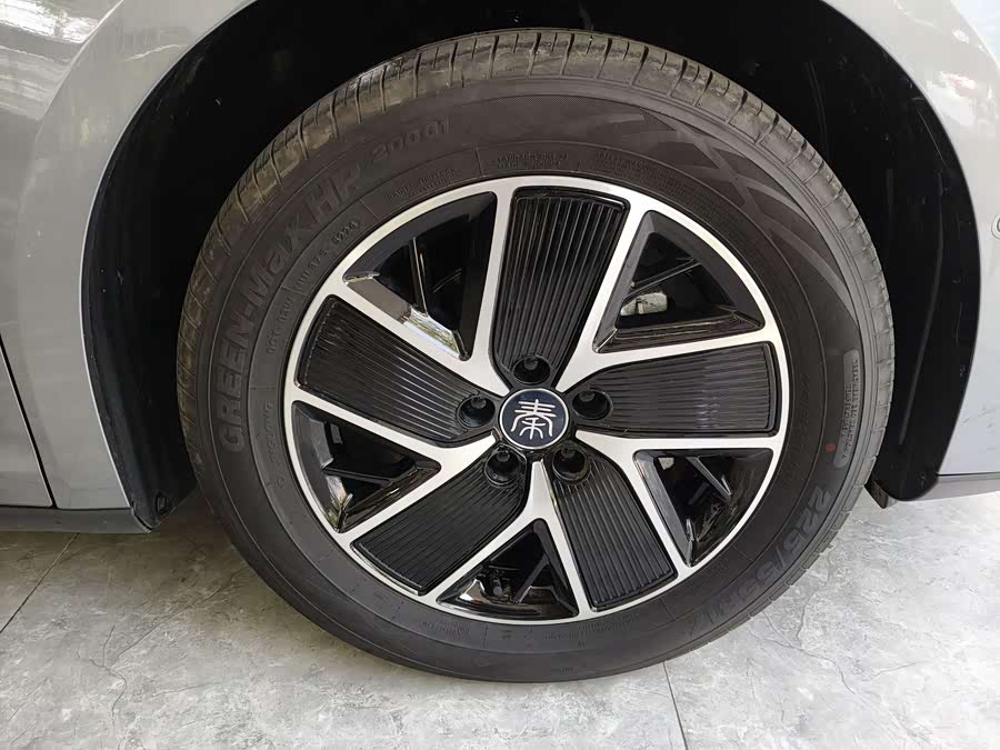 BYD Qin L 2025 car image #18